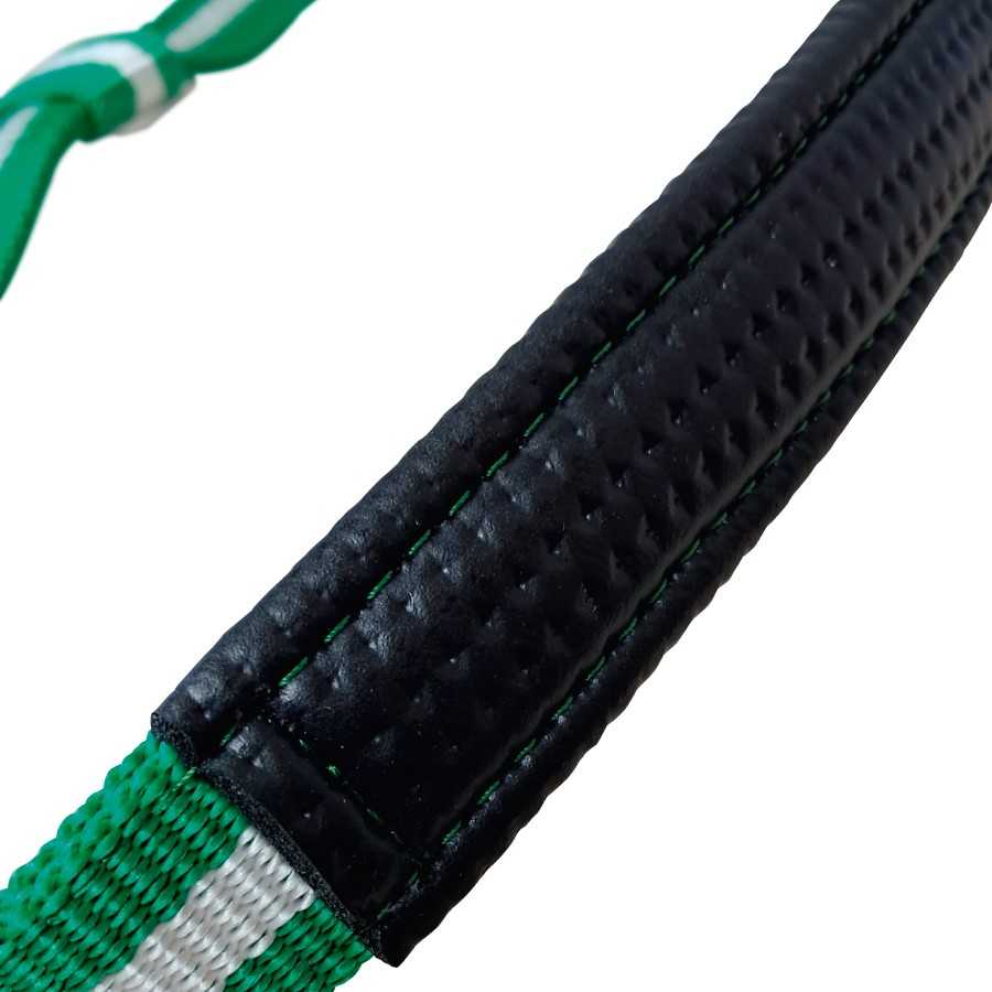 Cabezada de nylon con elastotex con detalle del acolchado interior
